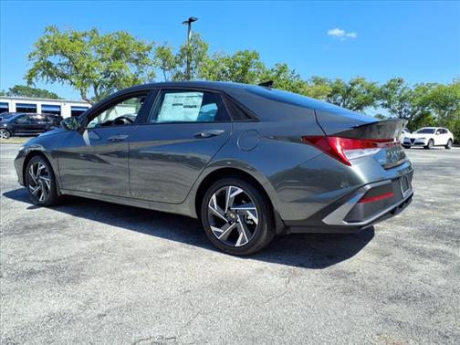 2025 Hyundai ELANTRA Sport