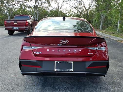 2026 Hyundai ELANTRA HEV SEL Sport