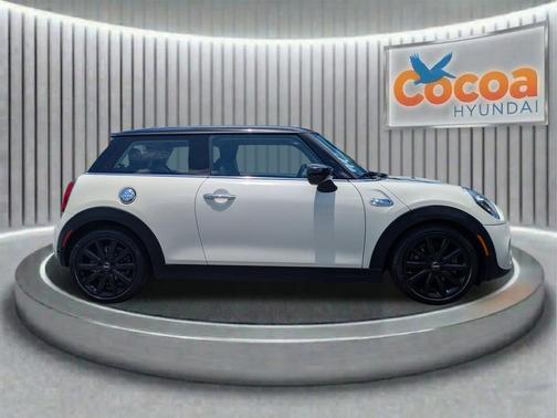 Pepper White 2020 MINI Hardtop Cooper S