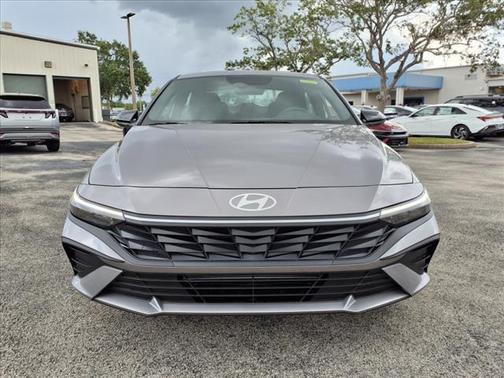 2025 Hyundai ELANTRA Sport