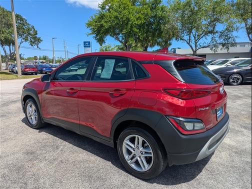 Ultimate Red 2023 Hyundai KONA SE