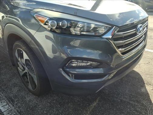 2016 Hyundai TUCSON Limited
