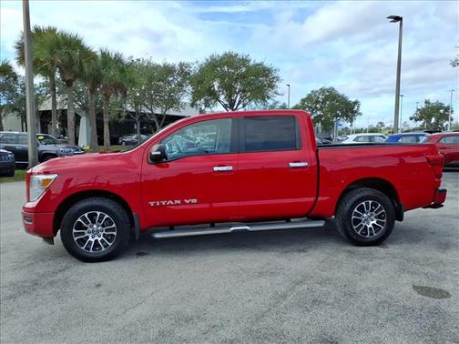 2020 Nissan Titan SV