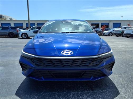 2025 Hyundai ELANTRA Sport
