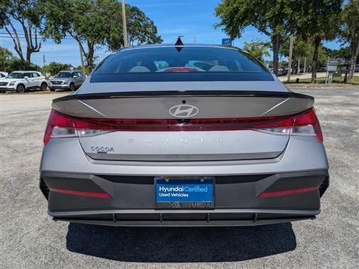 Fluid Metal 2025 Hyundai ELANTRA Sport