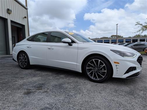 2023 Hyundai SONATA Limited