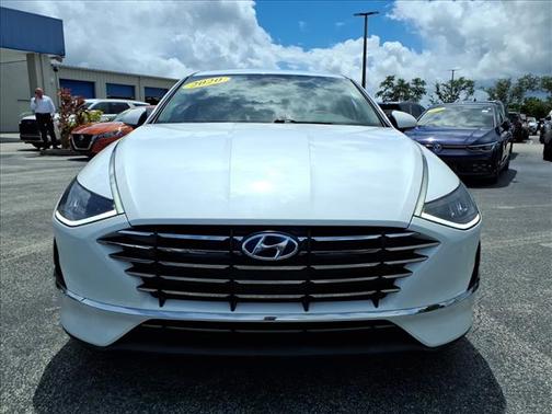 2020 Hyundai SONATA SE