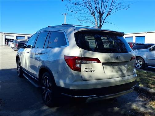 2019 Honda Pilot Touring 8-Passenger