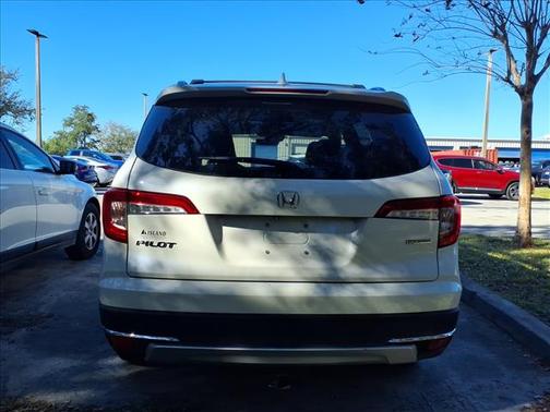 2019 Honda Pilot Touring 8-Passenger