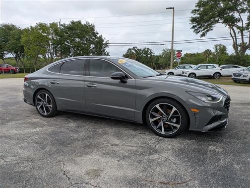 Hampton Gray 2023 Hyundai SONATA SEL Plus