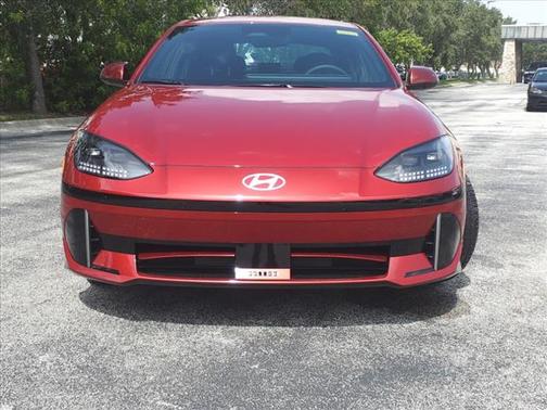 2023 Hyundai IONIQ 6 SE