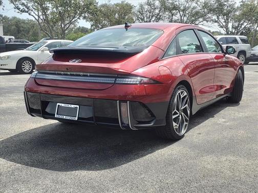 2023 Hyundai IONIQ 6 SE