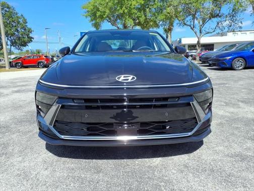 2025 Hyundai SONATA Hybrid Limited