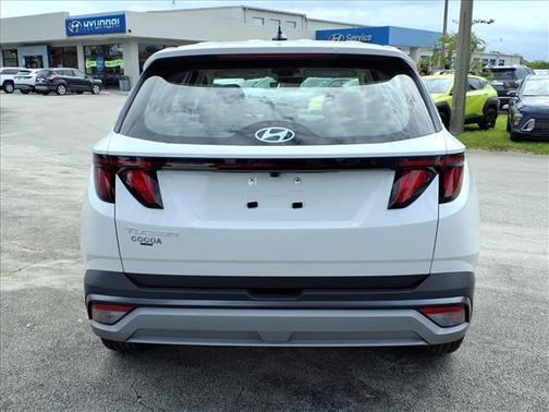 2026 Hyundai TUCSON SE