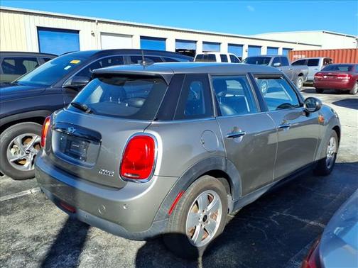 2018 MINI Hardtop Cooper