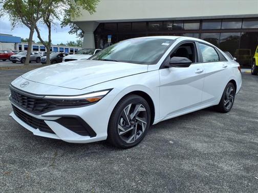 2025 Hyundai ELANTRA Sport