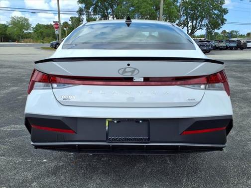 2025 Hyundai ELANTRA Sport