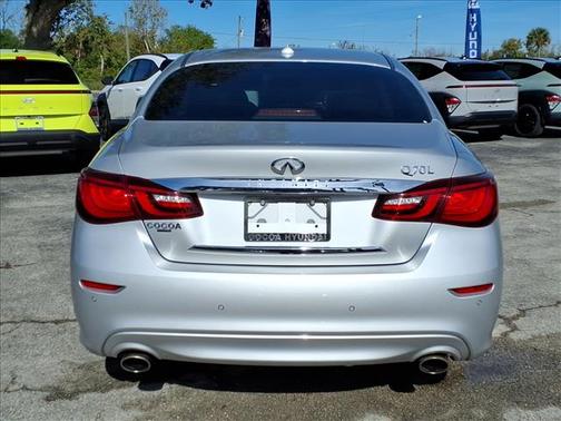 2018 INFINITI Q70L 3.7 LUXE