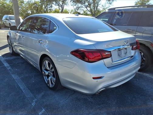 2018 INFINITI Q70L 3.7 LUXE
