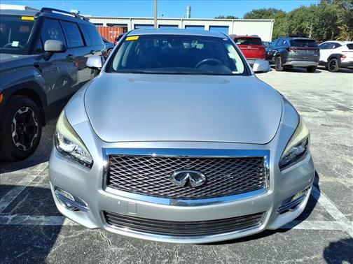 2018 INFINITI Q70L 3.7 LUXE
