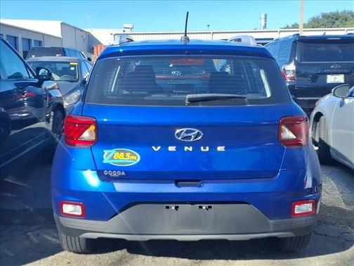 2024 Hyundai VENUE Limited