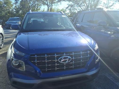 2024 Hyundai VENUE Limited