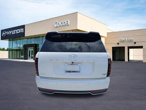 Creamy White Pearl 2026 Hyundai Palisade Hybrid Calligraphy