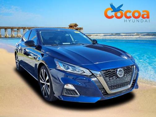 2022 Nissan Altima SR VC-Turbo FWD