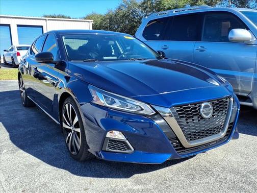 2022 Nissan Altima SR VC-Turbo FWD