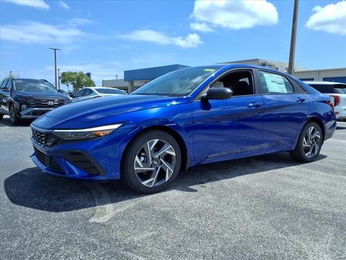 2025 Hyundai ELANTRA Sport