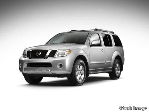 2010 Nissan Pathfinder SE