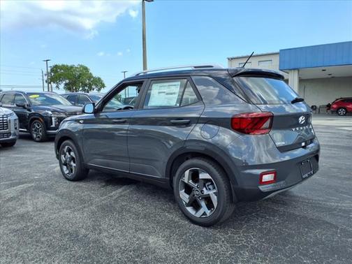 2025 Hyundai VENUE Limited