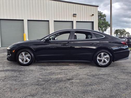 2021 Hyundai SONATA SE