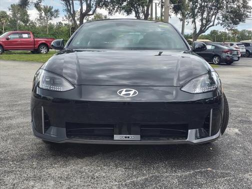 2023 Hyundai IONIQ 6 SE