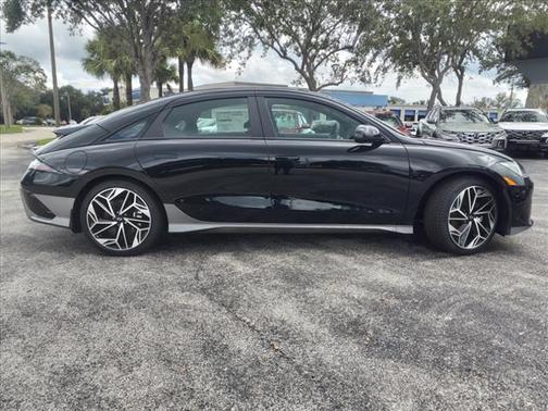 2023 Hyundai IONIQ 6 SE