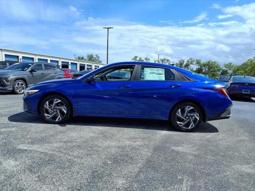 2025 Hyundai ELANTRA Sport