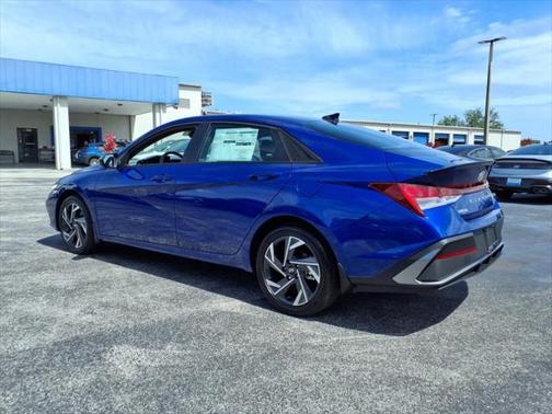 2025 Hyundai ELANTRA Sport