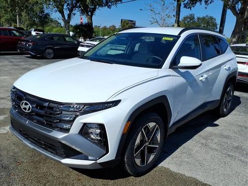 2026 Hyundai TUCSON Hybrid SEL