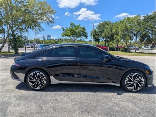 Onyx Black 2023 Hyundai IONIQ 6 Limited