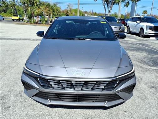 2026 Hyundai ELANTRA HEV SEL Sport