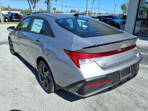 2026 Hyundai ELANTRA HEV SEL Sport