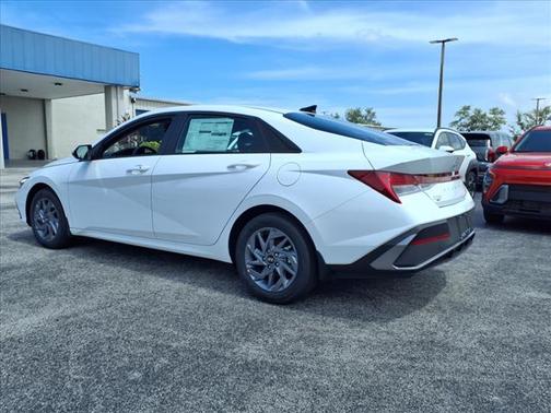 2025 Hyundai ELANTRA HEV Blue