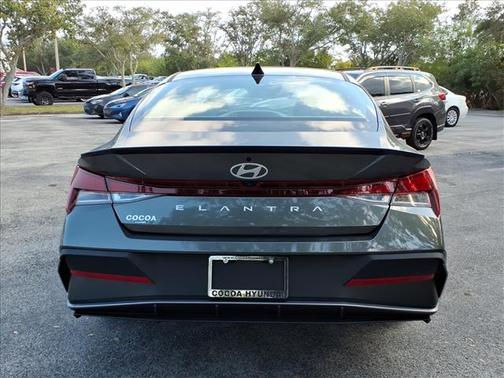 2026 Hyundai ELANTRA Sport