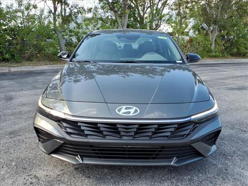 2026 Hyundai ELANTRA Sport