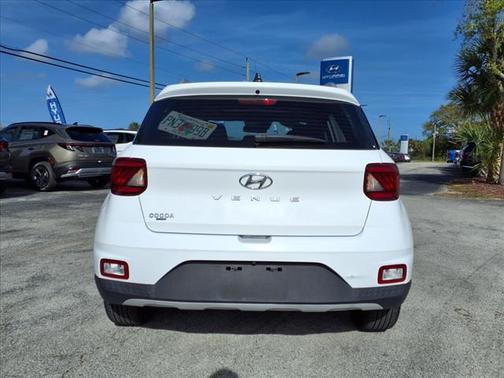 2021 Hyundai VENUE SEL