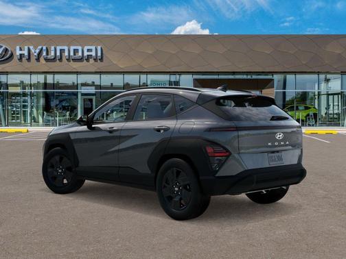 Ecotronic Gray Pearl 2027 Hyundai KONA SEL Sport