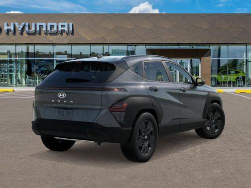 Ecotronic Gray Pearl 2027 Hyundai KONA SEL Sport