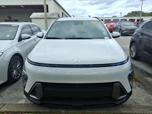 2024 Hyundai KONA SEL