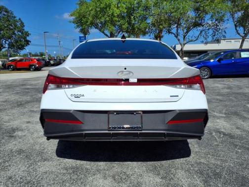 2025 Hyundai ELANTRA HEV Blue