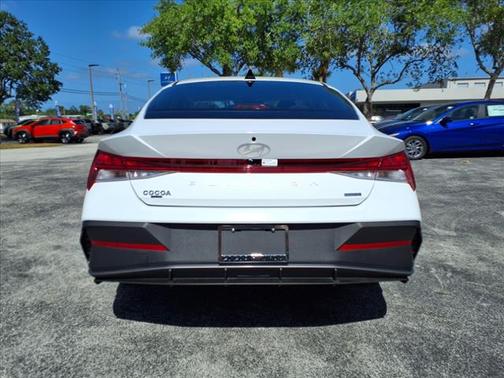 2025 Hyundai ELANTRA HEV Blue